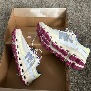 COPY - On cloud -cloud vista trail worn a couple of times